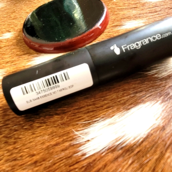 Elie Saab No. 7 Neroli Perfume Fragrance Travel Decant 8ml - Picture 3 of 4